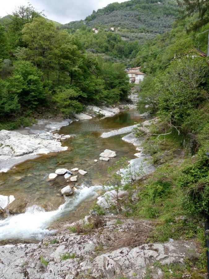 The River House Agaggio Inferiore Luaran gambar